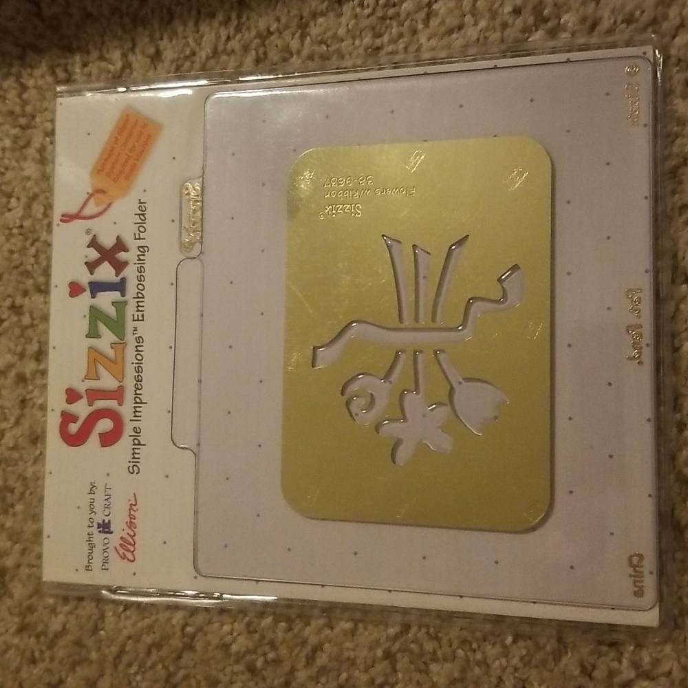Sizzix Simple Impressions Embossing Folder Flowers w/Ribbon.